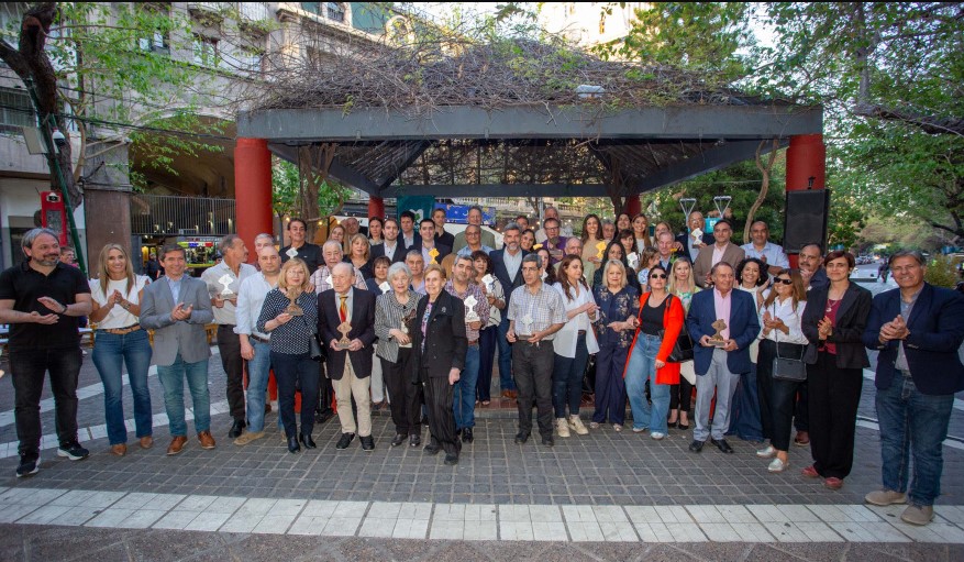 Los históricos de la Ciudad: estos son los comercios con más de 50 años que siguen dejando huella