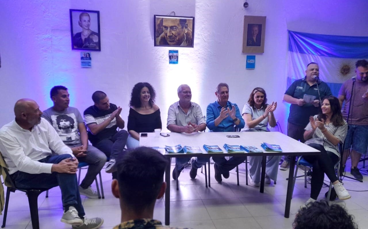 Omar Félix encabezó un acto peronista en Alvear Oeste con fuerte mensaje de unidad regional