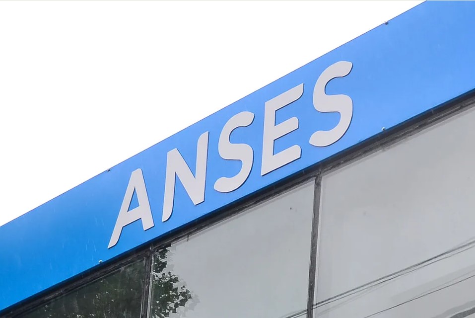 ANSES otorga un "bono"-reintegro de $500.000 para sus empleados