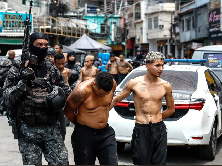 Violencia en Río de Janeiro: al menos 60 muertos en operativos policiales contra el crimen organizado