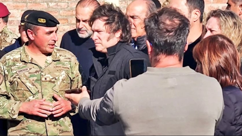 Milei le cobra a Bahía un alquiler millonario por puentes de emergencia puestos tras el temporal