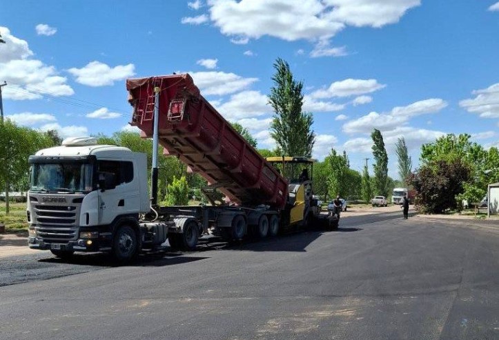 San Rafael:Plan de asfalto: ya se coloca la carpeta en la circunvalación de avenida Rawson