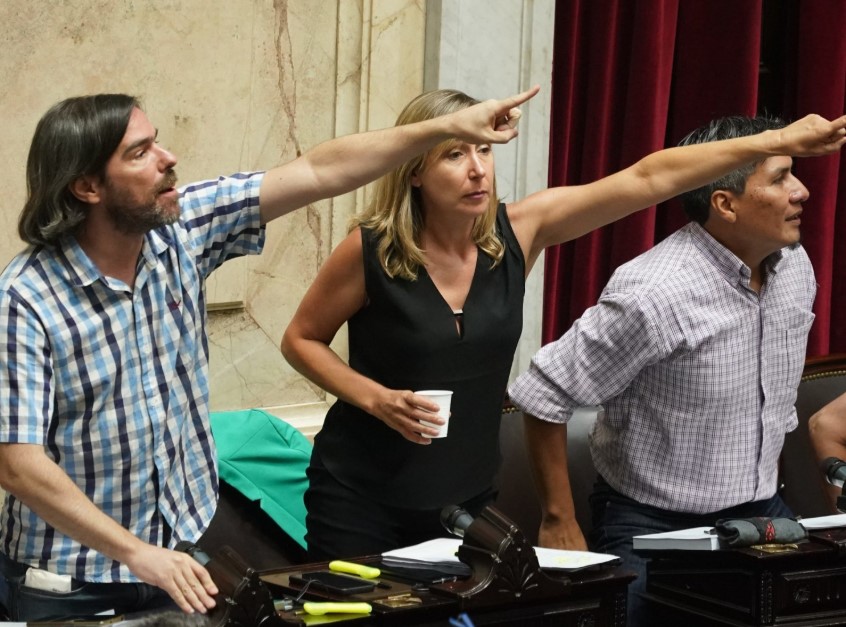 Narcoescándalo. Del Caño y Bregman: "Nos oponemos al insólito y delirante pedido de reimpresión de todas las boletas"