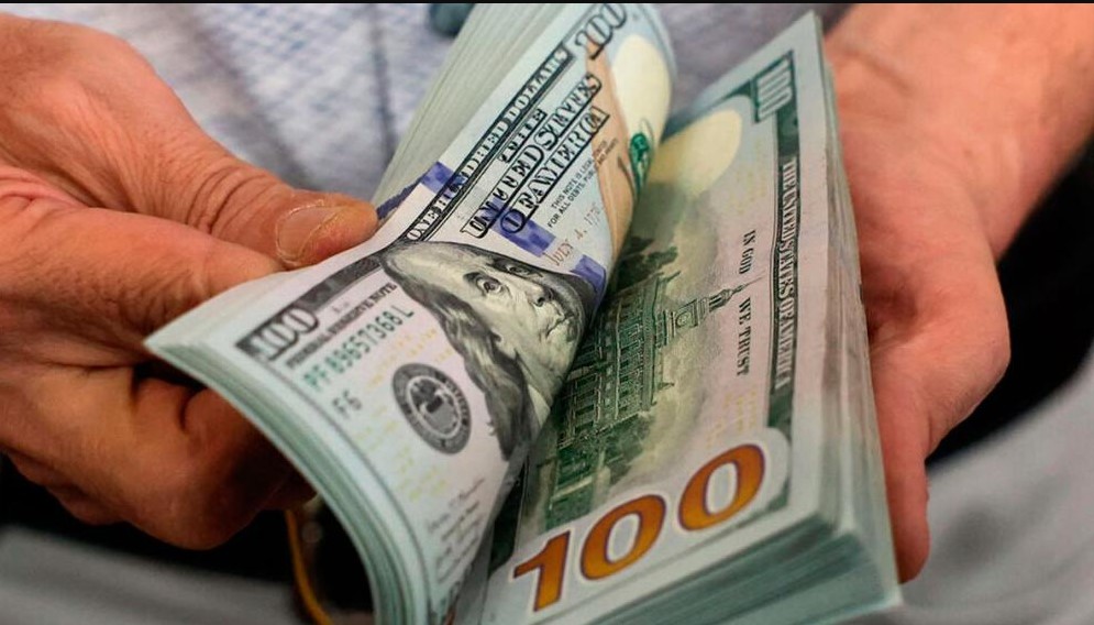 El dólar pego una subida y se fue a $1.400