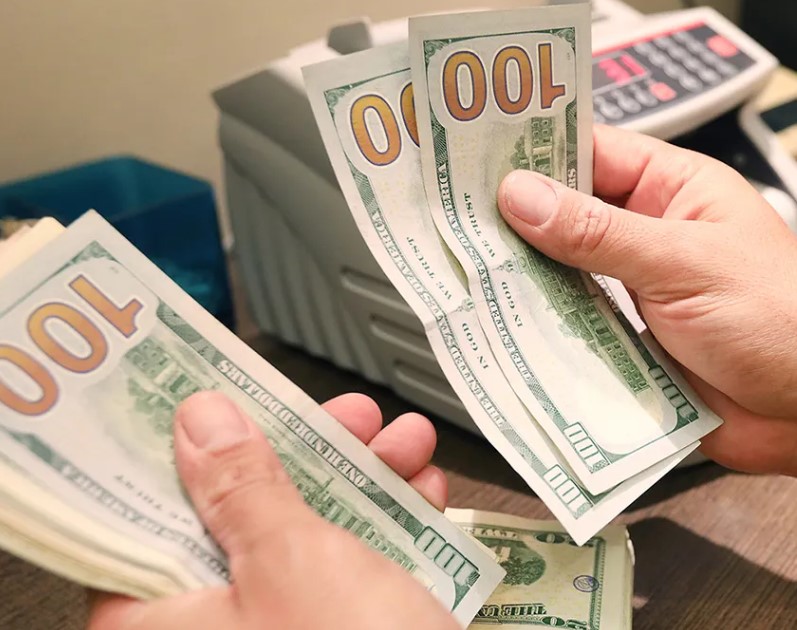 Nueva escalada: el dólar se ubica por encima de los $1.500