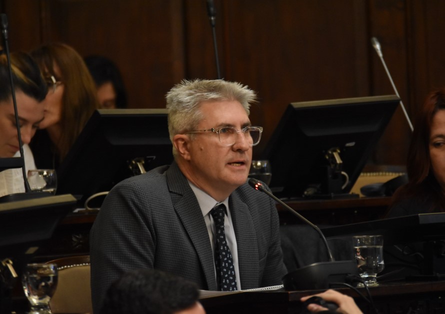 POLÉMICA EN ALVEAR: EL DIPUTADO JOSÉ VILCHEZ VOTÓ A FAVOR DE SAN JORGE Y DESATÓ EL MALESTAR DE LOS ALVEARENSES