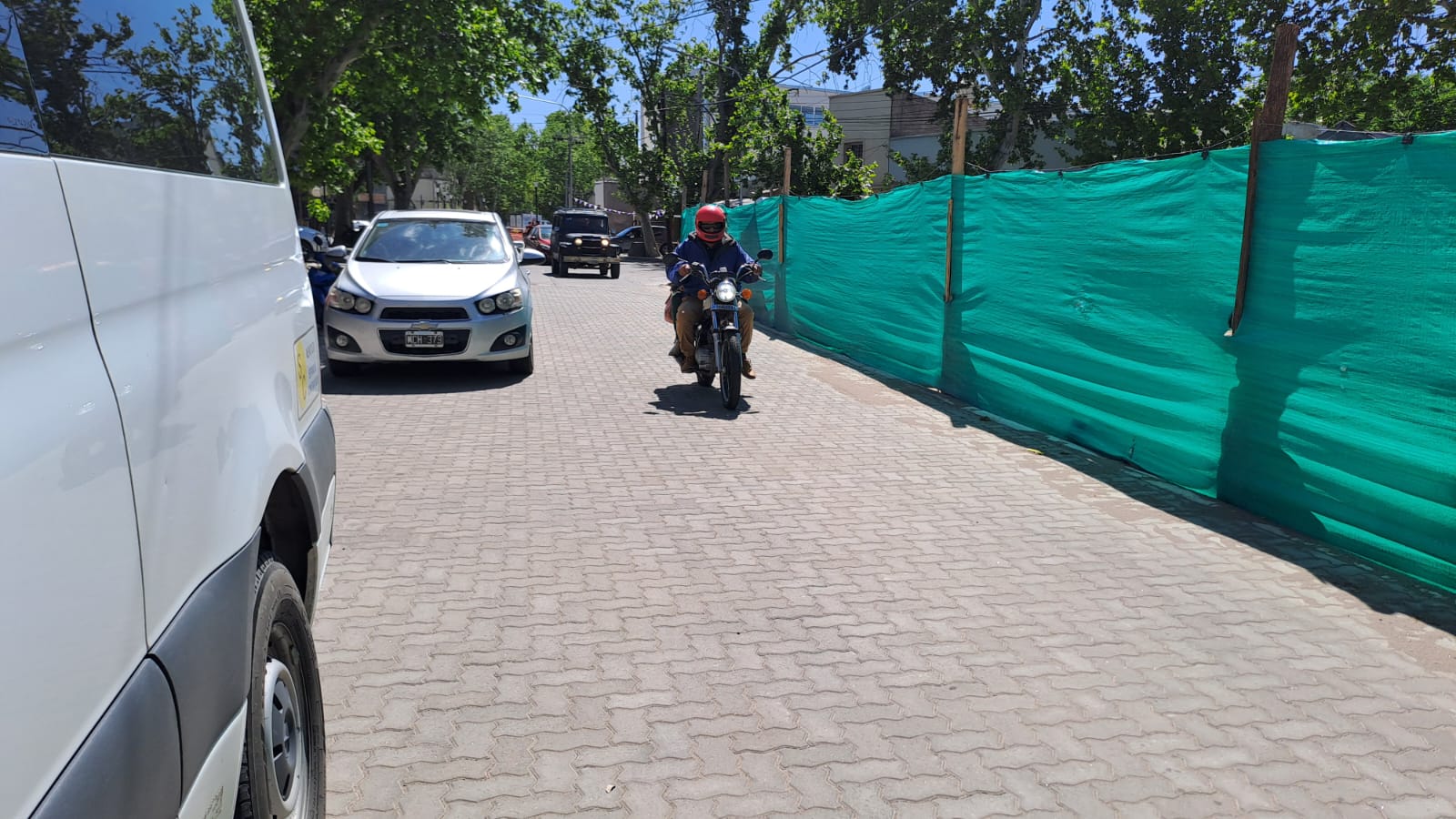 "Ya está habilitada al tránsito vehicular la segunda cuadra de calle Almafuerte."