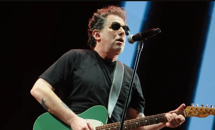 Andrés Calamaro regresa a Mendoza con su gira “Como Cantor”