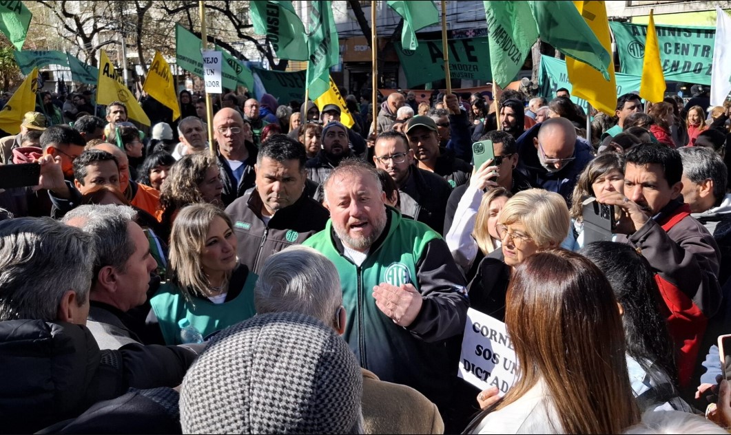 ATE RECHAZÓ EL AUMENTO DEL 2 % Y DENUNCIÓ PRECARIZACIÓN SALARIAL Y PRÁCTICAS ANTISINDICALES EN MENDOZA