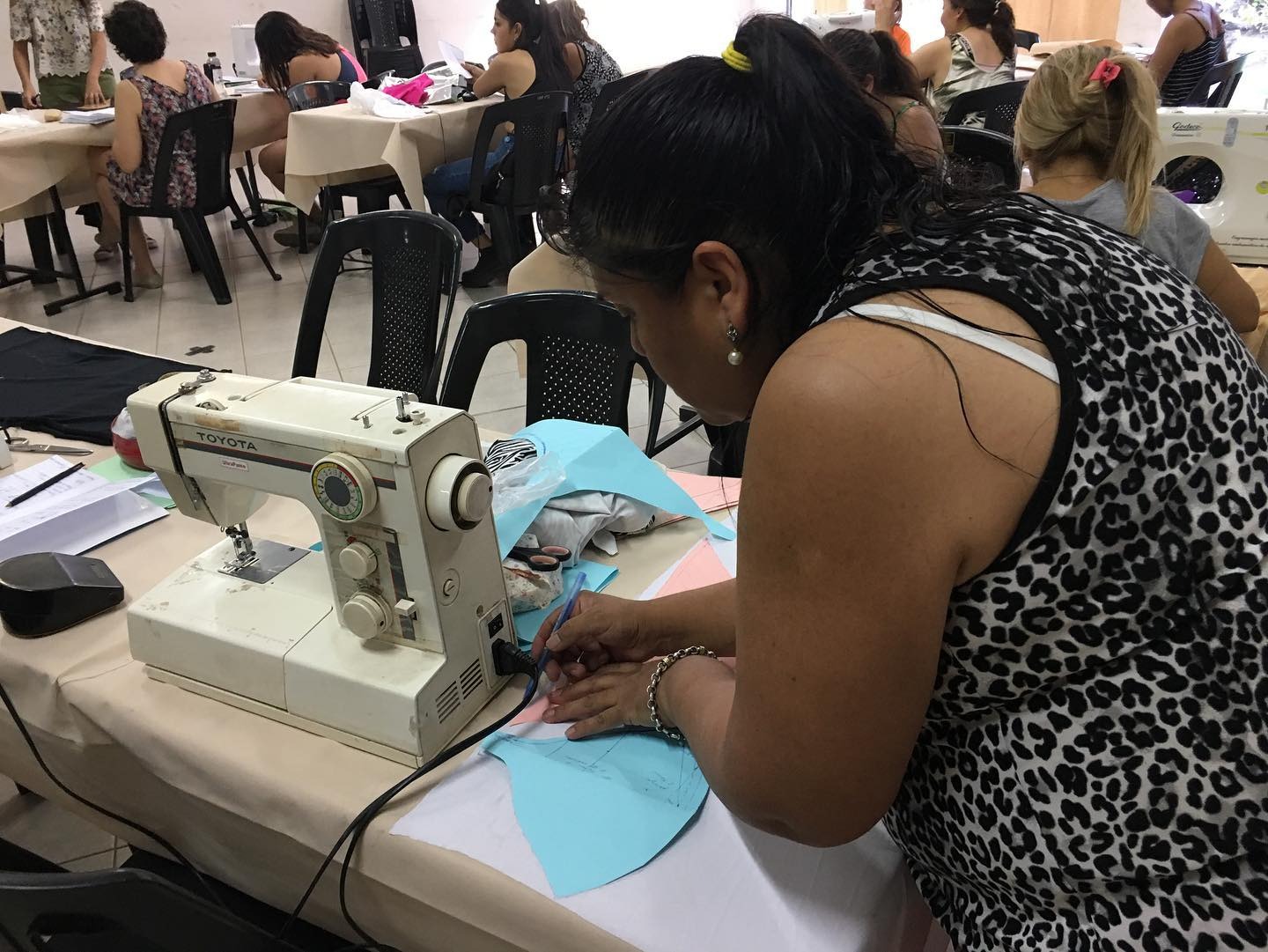 Se vienen las clases y el Municipio invita a talleres intensivos para confeccionar pecheras, cartucheras y fundas escolares