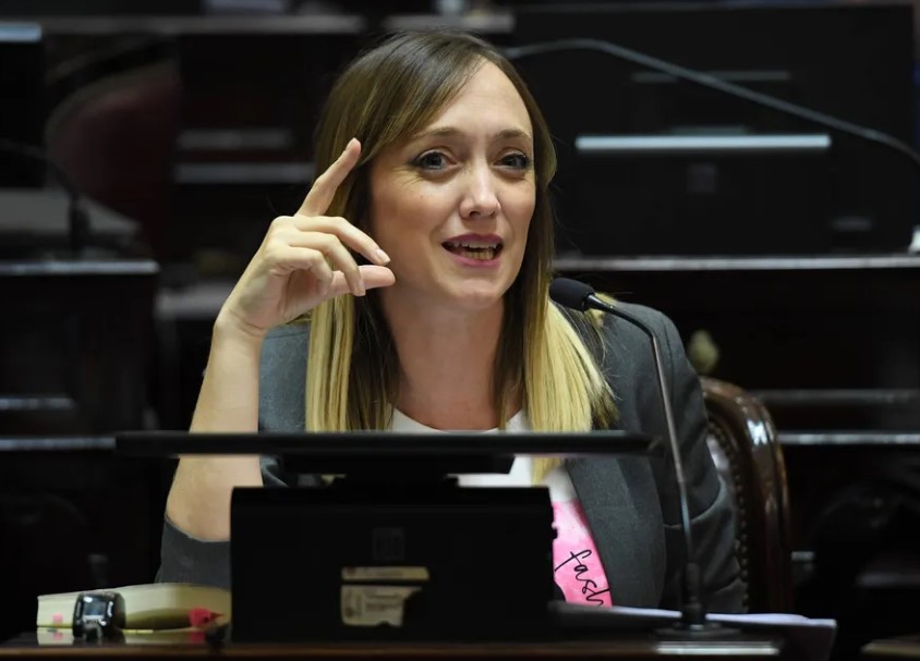 Se intensifican los rumores de candidatura de Anabel Fernández Sagasti en Mendoza