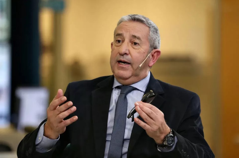 Fuerte crítica de Julio Cobos: “A Cornejo lo han salvado los fondos de Portezuelo”