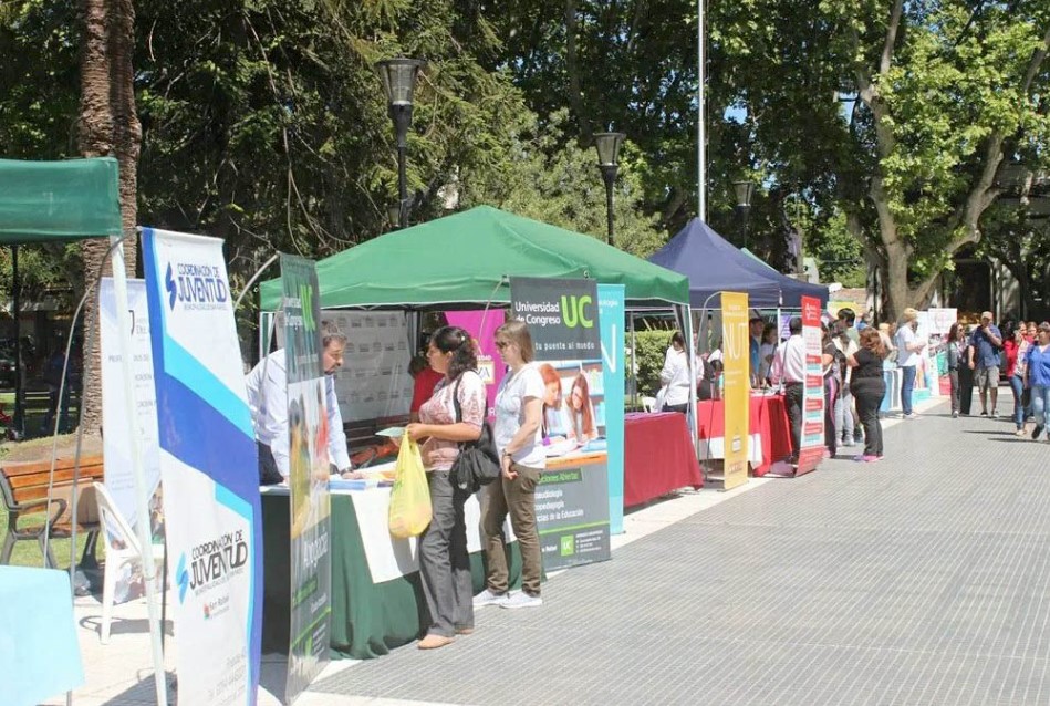 San Rafael presenta la Oferta Educativa 2026 en Plaza San Martín