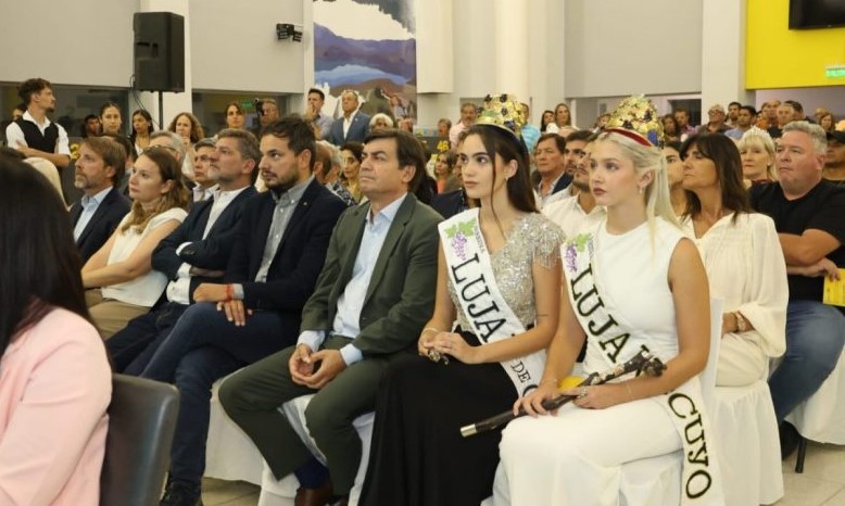 Reapareció Omar De Marchi y compartió acto con quienes fueron sus enemigos políticos.