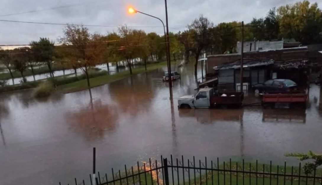 Las fuertes lluvias causaron inundaciones al norte de La Pampa
