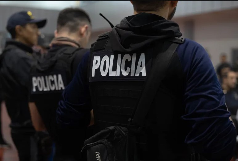 Investigan a diez policías en Mendoza y aumenta la tensión interna en la fuerza