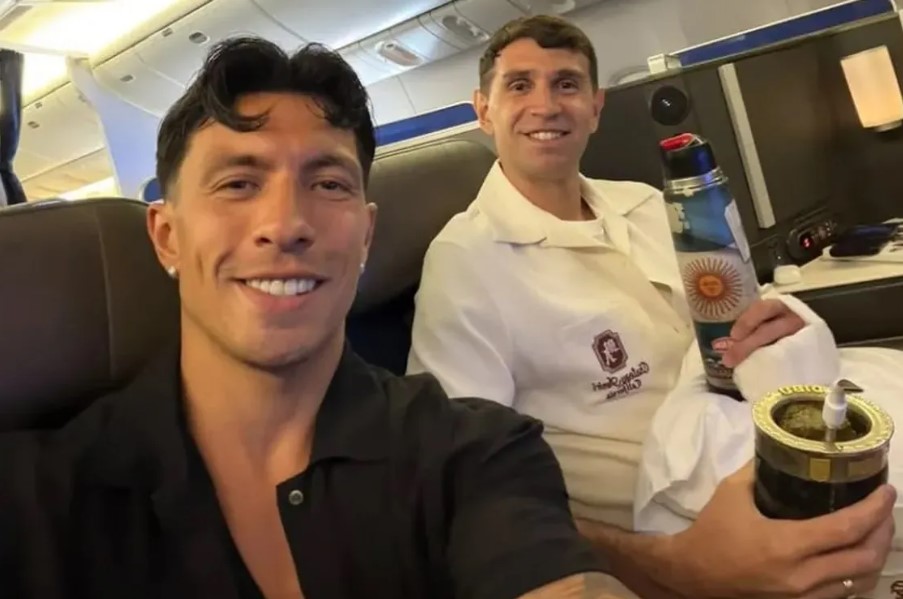 Dibu Martínez: la foto que reveló cómo está su mano a 11 días del Mundial