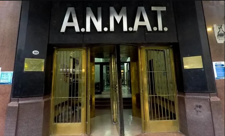 La ANMAT prohibió un insumo médico tras una investigación en Godoy Cruz
